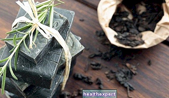 Black or African soap from the Hammams of Morocco: where to buy it and how to use it