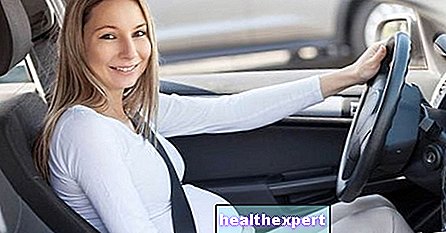 Les mères en voiture : ceintures de sécurité et grossesse