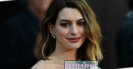 Uudella äidillä Anne Hathawaylla on jotain erittäin tärkeää sanottavaa kaikille naisille